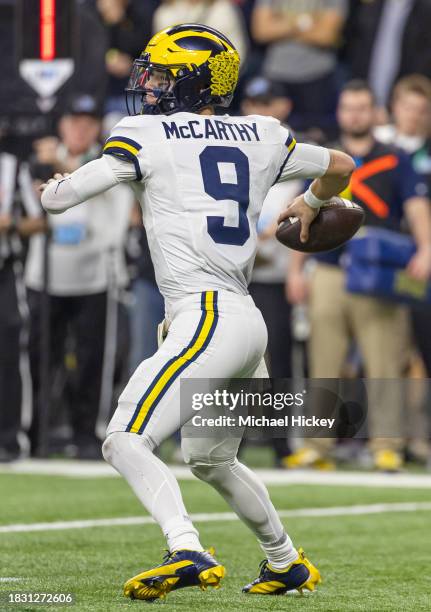 McCarthy of the Michigan Wolverines throws the ball against the Iowa Hawkeyes during the Big Ten Championship at Lucas Oil Stadium on December 2,...