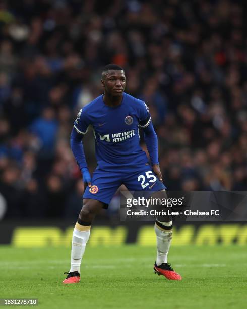 Moises Caicedo of Chelsea during the Premier League match between Chelsea FC and Brighton & Hove Albion at Stamford Bridge on December 03, 2023 in...
