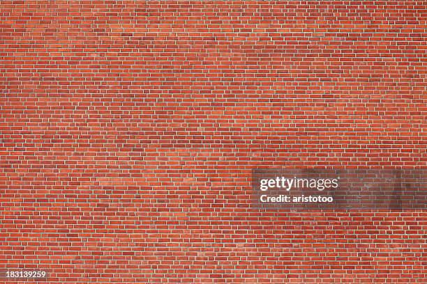 grande parede de tijolo - parede de tijolo imagens e fotografias de stock