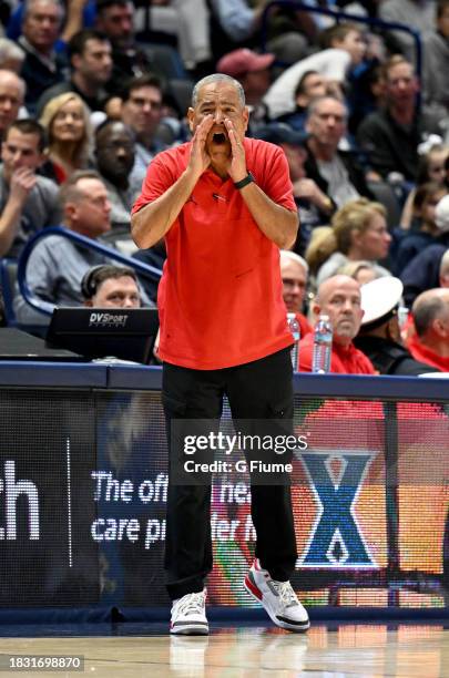 Head coach Kelvin Sampson of the Houston Cougars watches the game against the Xavier Musketeers at Cintas Center on December 01, 2023 in Cincinnati,...