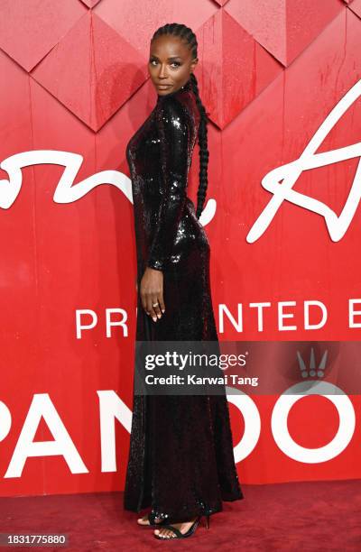 Lorraine Pascaleattends The Fashion Awards 2023 Presented by Pandora at the Royal Albert Hall on December 04, 2023 in London, England.