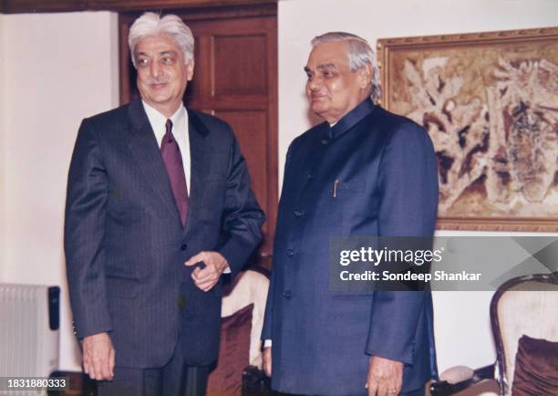 Prime Minister Atal Bihari Vajpayee with Azim Premji, the Czar of the Indian IT Industry, in New Delhi, March 08, 2001.