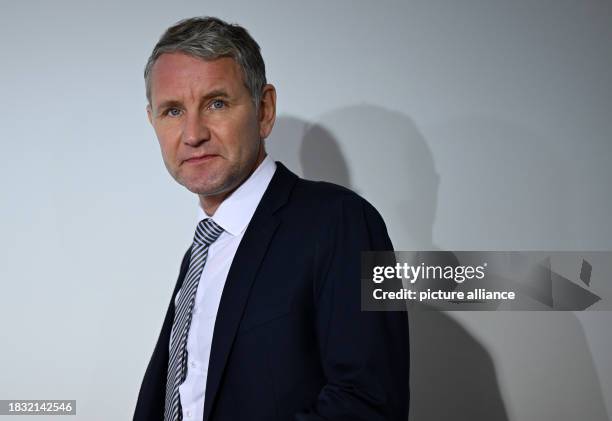 November 2023, Thuringia, Erfurt: Björn Höcke , parliamentary group leader in the Thuringian state parliament, speaks to journalists during the state...