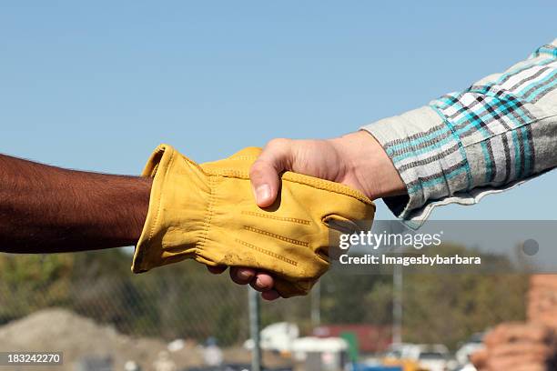 aperto de mão de negócios - work glove - fotografias e filmes do acervo