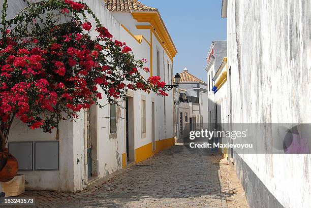 faro de old town - distrito de faro portugal fotografías e imágenes de stock