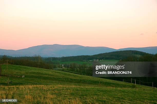 america's heartland - ranch landscape stock pictures, royalty-free photos & images