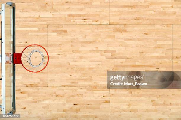 an aerial view of a basket rim and the floor - basketball floor stockfoto's en -beelden