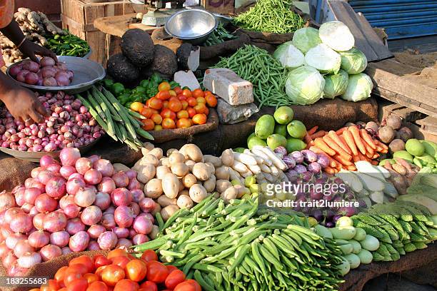 indian marketplace showing different kinds of vegetables - vegetable stock pictures, royalty-free photos & images