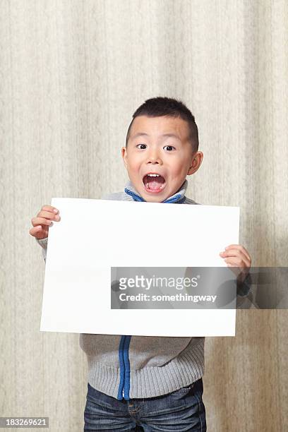 blank sign - child yelling - small placard stock pictures, royalty-free photos & images