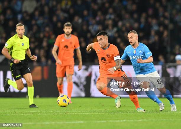 Lautaro Martinez of FC Internazionale and Stanislav Lobotka of SS Napoli in action during the Serie A TIM match between SSC Napoli and FC...
