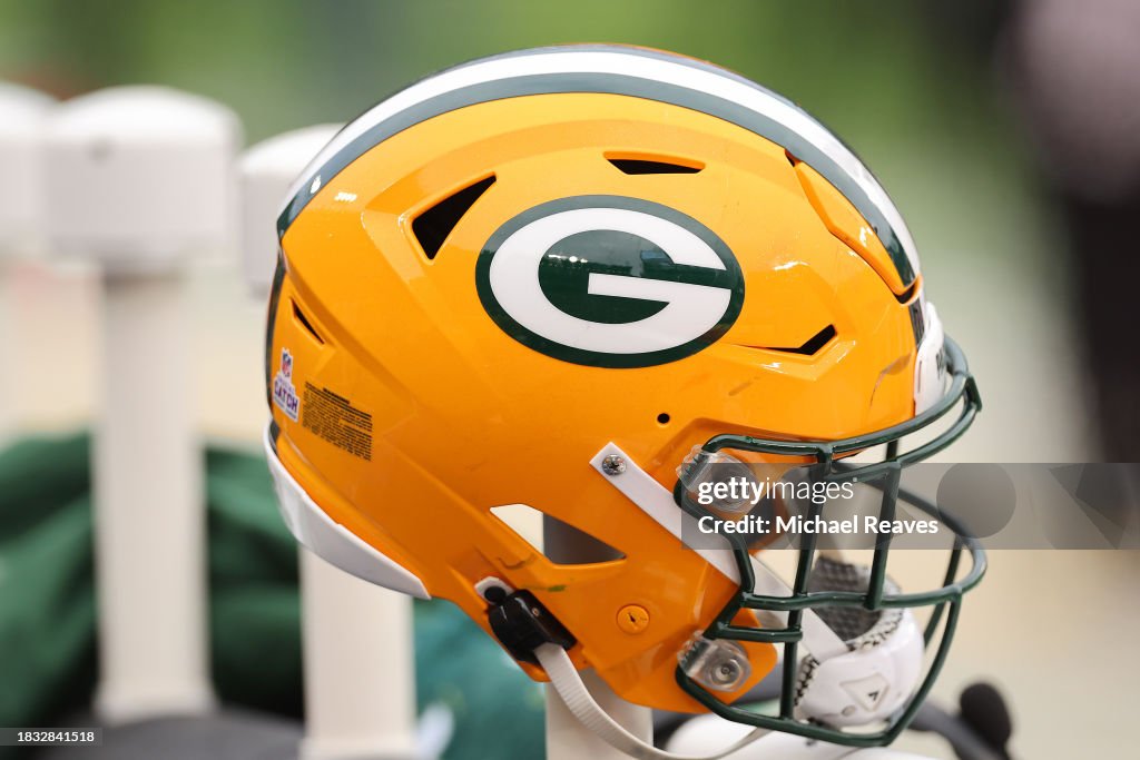 Minnesota Vikings v Green Bay Packers