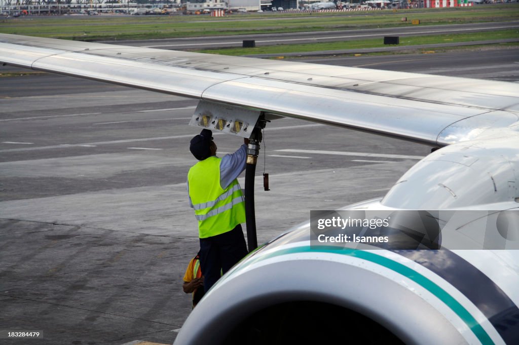 Worker fueling jet