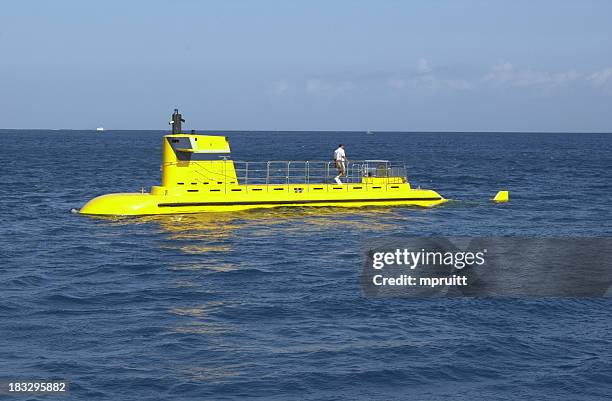 yellow submarine - submarine stock pictures, royalty-free photos & images