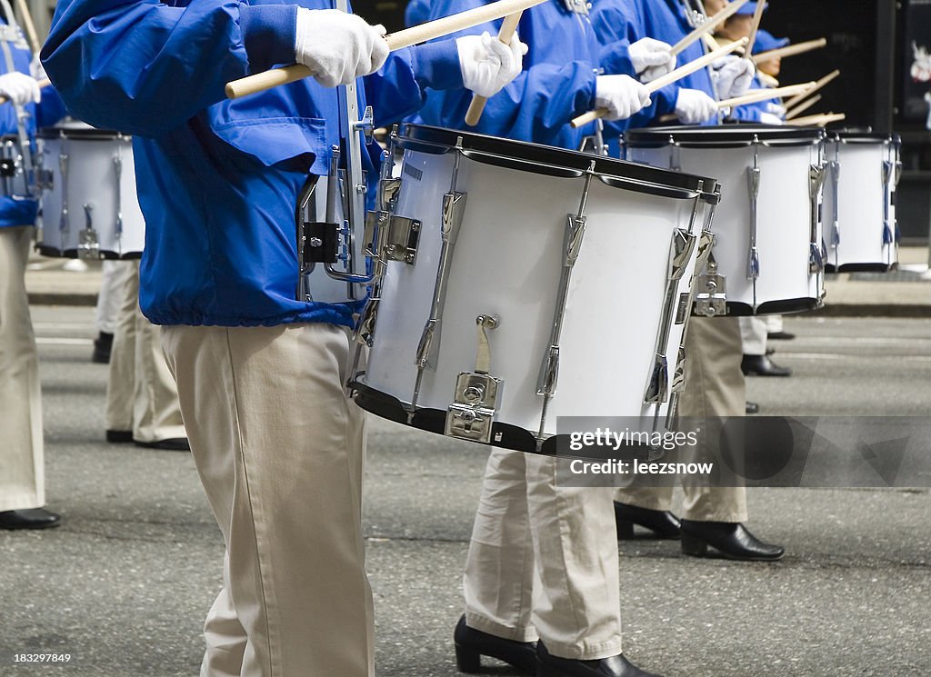 Banda de fanfarra/marcial bateristas