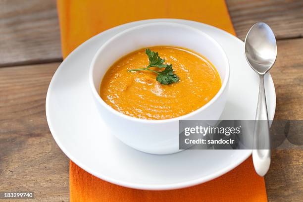 pumpkin soup - pumpkin soup stock pictures, royalty-free photos & images