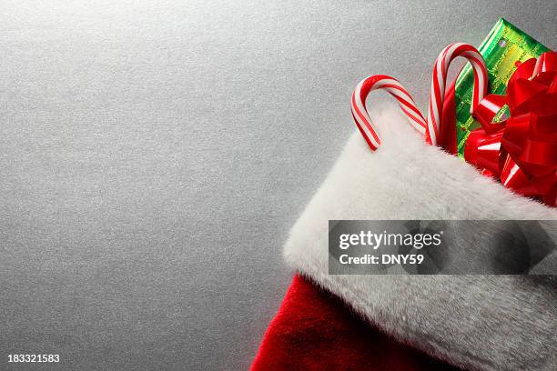 christmas stocking - kousen stockfoto's en -beelden