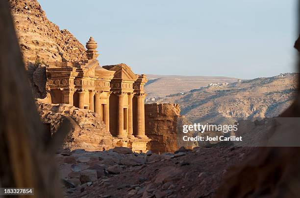 al deir temple in petra - jorden stock pictures, royalty-free photos & images