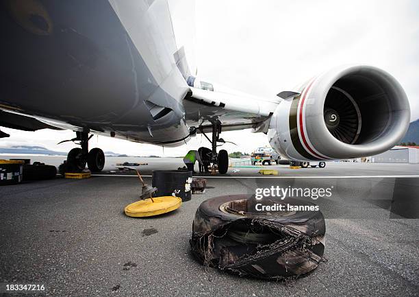 tire change - engine failure stock pictures, royalty-free photos & images