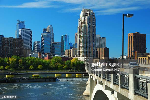 minneapolis skyline, bridge, and mississippi river - minneapolis skyline stock pictures, royalty-free photos & images