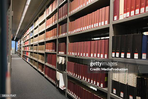 arquivos/biblioteca - sala de arquivos imagens e fotografias de stock