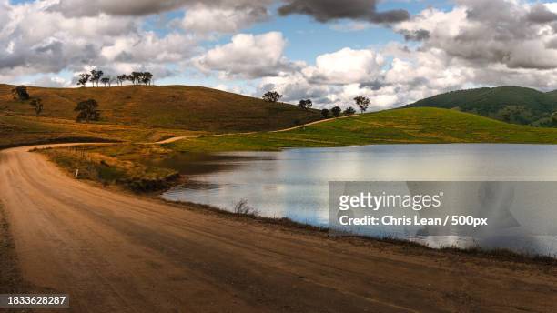 scenic view of lake against sky,tallangatta,victoria,australia - lake victoria australia stock pictures, royalty-free photos & images