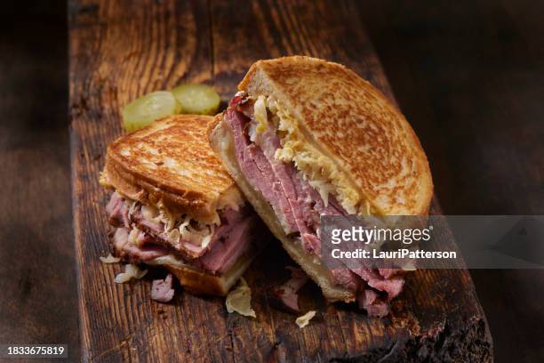 classic pastrami on rye - reiben stock pictures, royalty-free photos & images