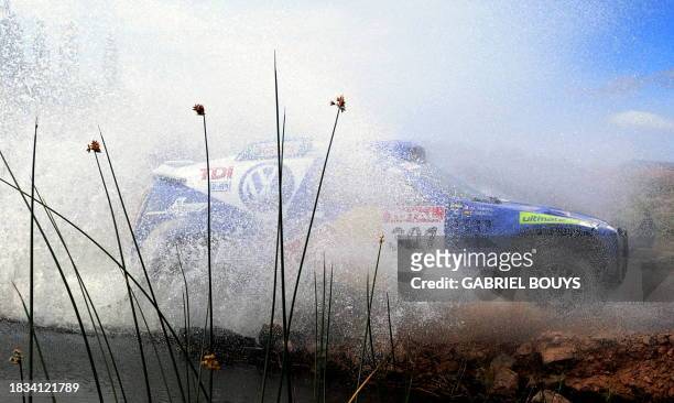 Carlos Sainz of Spain steers his Volkswagen during the third stage of the 2009 Dakar between Puerto Madryn and Jacobacci, on January 05, 2009. Nasser...