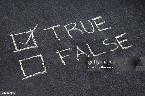 true or false checkbox - truth lies 個照片及圖片檔