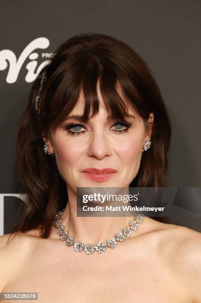 Zooey Deschanel attends ELLE's 2023 Women in Hollywood Celebration Presented by Ralph Lauren, Harry Winston and Viarae at Nya Studios on December 05,...