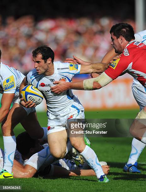 Haydn Thomas of Exeter races past Elliott Stooke of Gloucester during the Aviva Premiership match between Gloucester and Exeter Chiefs at Kingsholm...