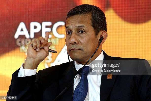 Ollanta Humala, president of Peru, attends a panel discussion at the Asia-Pacific Economic Cooperation CEO Summit in Nusa Dua, Bali, Indonesia, on...