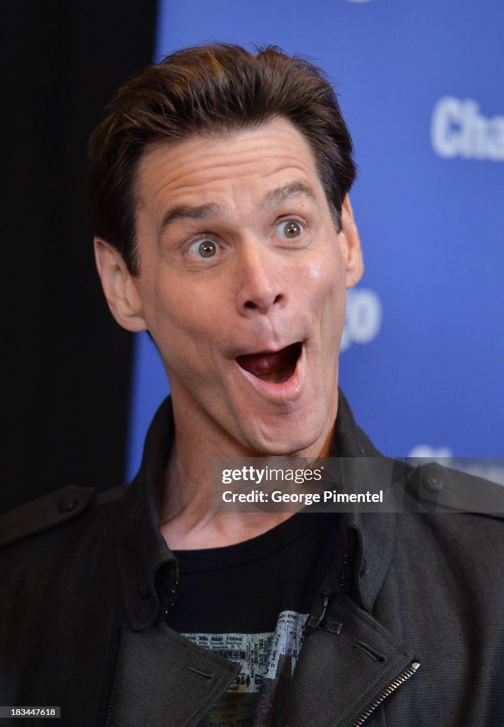 Jim Carrey Hosts Signing For His Children's Book "How Roland Rolls" At Indigo At Yorkdale Mall