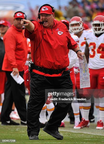 Head coach Andy Reid of the Kansas City Cheifs coaches his team against the Tennessee Titans at LP Field on October 6, 2013 in Nashville, Tennessee.