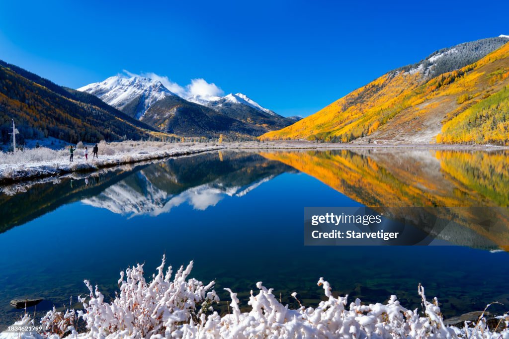 Piney Lake cerca de Vail, Colorado, Estados Unidos.