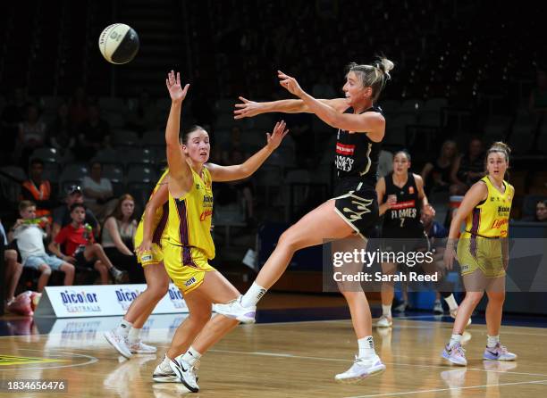 Lauren Nicholson of the Sydney Flames and Isabelle Bourne of the Adelaide Lightning during the WNBL match between Adelaide Lightning and Sydney...