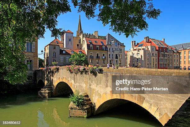 metz, france, pont de roches, old town - moselle france ストックフォトと画像