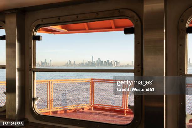lower manhattan near hudson river from south ferry - ferry stock pictures, royalty-free photos & images