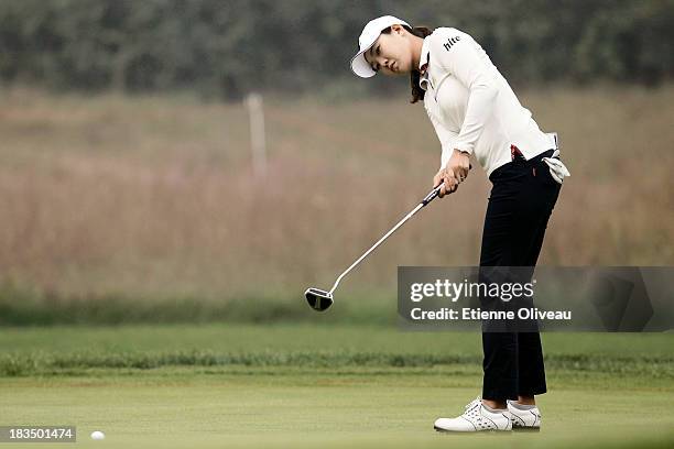 Hee Kyung Seo of South Korea putts during the final round of the Reignwood LPGA Classic at Pine Valley Golf Club on October 6, 2013 in Beijing, China.