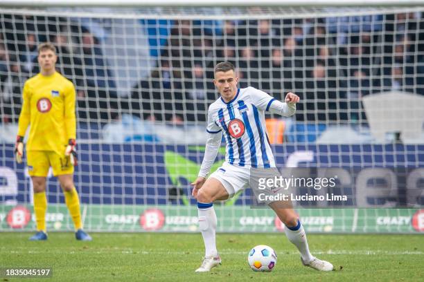 Marc Oliver Kempf of Hertha BSC in action during the Second Bundesliga match between Hertha BSC and SV Elversberg at Olympiastadion on December 03,...