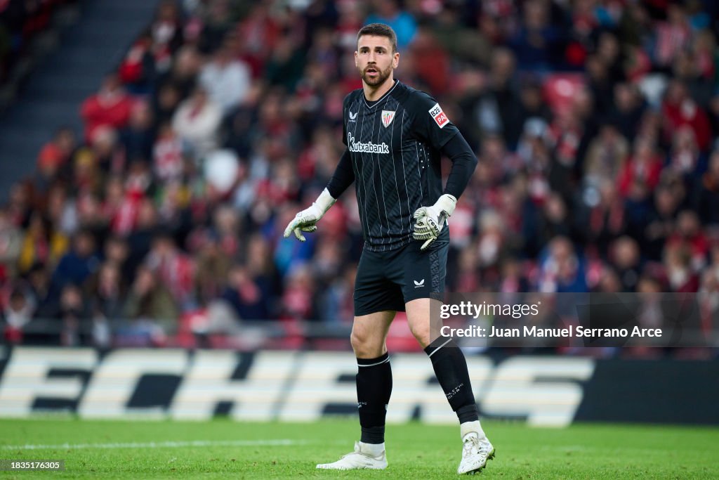 Unai Simon of Athletic Club looks on during the LaLiga EA Sports