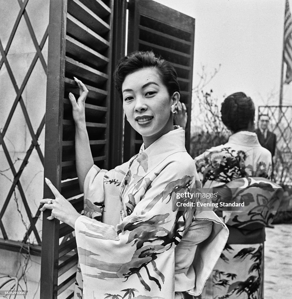 Miko Taka, 1958
