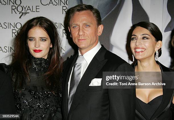 Eva Green, Daniel Craig and Caterina Murino during Casino Royale Paris Premiere - Inside Arrivals at Le Grand Rex Theater in Paris, France.