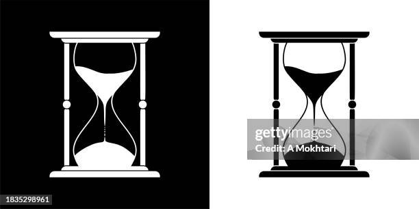 bildbanksillustrationer, clip art samt tecknat material och ikoner med hourglass icon. - timglas