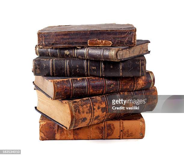 stapel alter bücher - pile of books stock-fotos und bilder