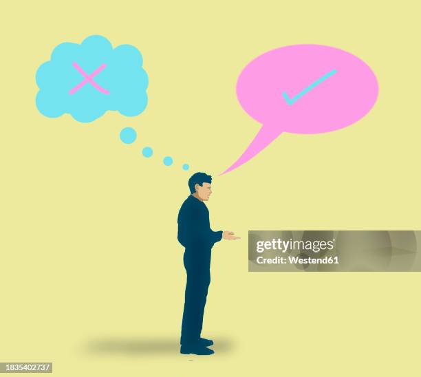 ilustraciones, imágenes clip art, dibujos animados e iconos de stock de thought and speech bubbles over conflicted man - deshonestidad