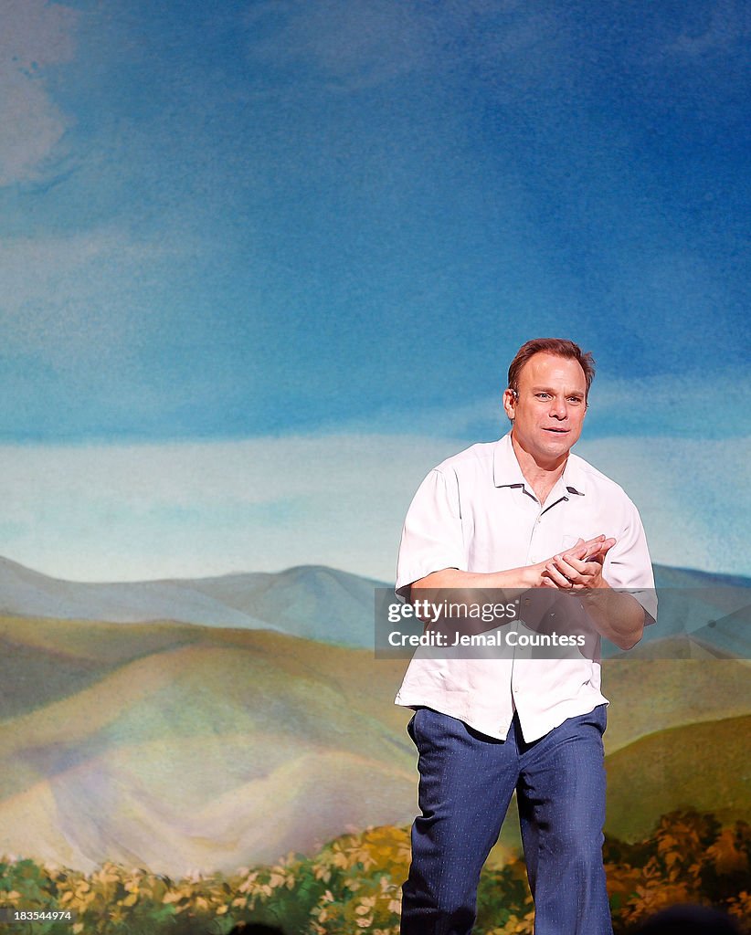 "Big Fish" Broadway Opening Night - Arrivals And Curtain Call