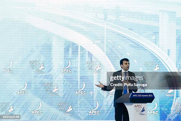 Ruchir Sharma the author of "Breakout Nations" gives a presentation during the APEC CEO Summit on October 7, 2013 in Nusa Dua, Indonesia. US...