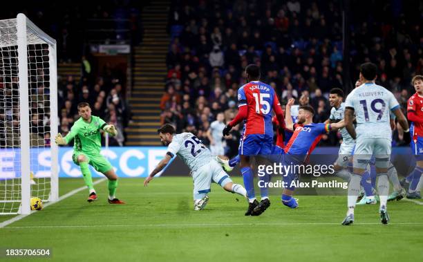 Marcos Senesi of AFC Bournemouth scores his team's first goal during the Premier League match between Crystal Palace and AFC Bournemouth at Selhurst...