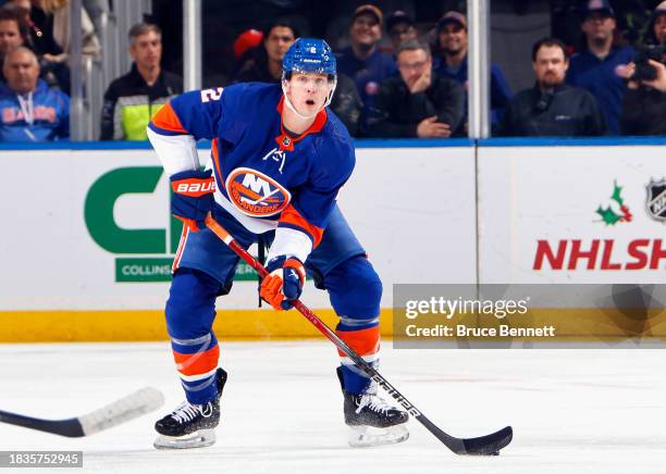 Mike Reilly of the New York Islanders skates against the San Jose Sharks at UBS Arena on December 05, 2023 in Elmont, New York.