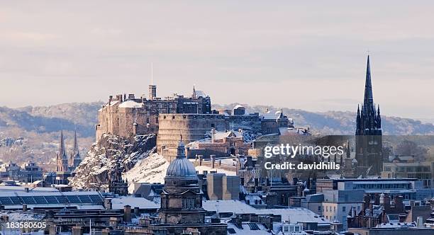 castello di edimburgo - edinburgh foto e immagini stock